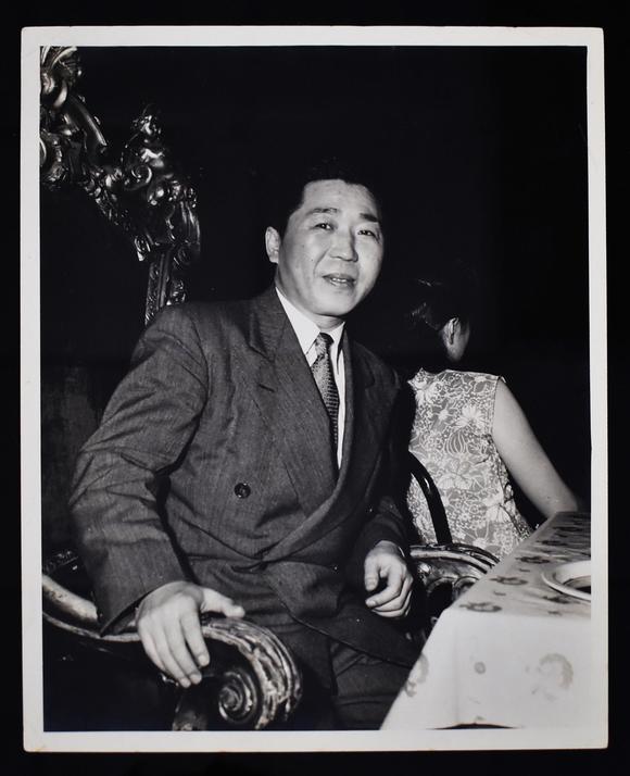 Eden Fine Antiques Galleries LLCWEI DAOMING, PORTRAIT PHOTOGRAPH