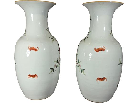 誠(chéng)璽拍賣清光緒 粉彩九桃紋觀音尊一對(duì)