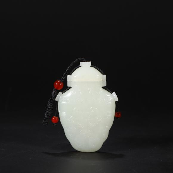鐮倉美術(shù)清 和田白玉獸面紋香囊