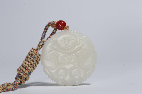 弘楊株式會(huì)社和田玉雕童子紋佩