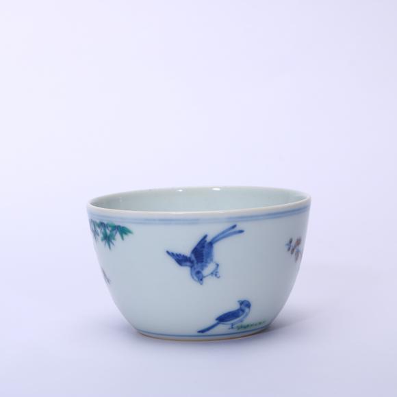 鐮倉(cāng)美術(shù)清康熙 鬥彩四喜登梅圖臥足杯