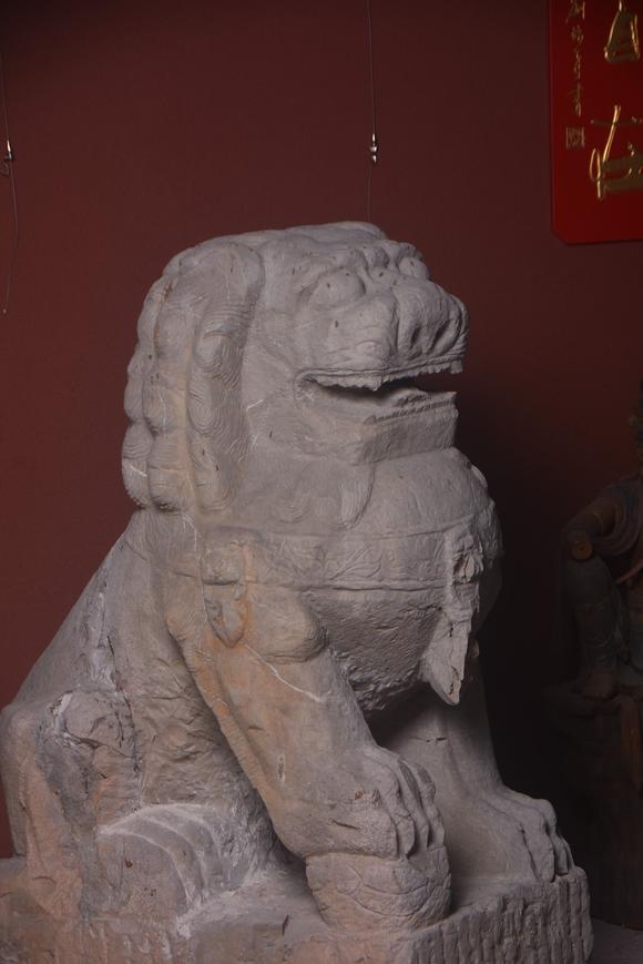 東京蕓術(shù)迎門(mén)獅