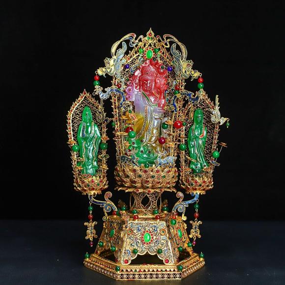東京蕓術(shù)品掐絲巴山翠觀音像(色澤處理加色)造型獨(dú)特