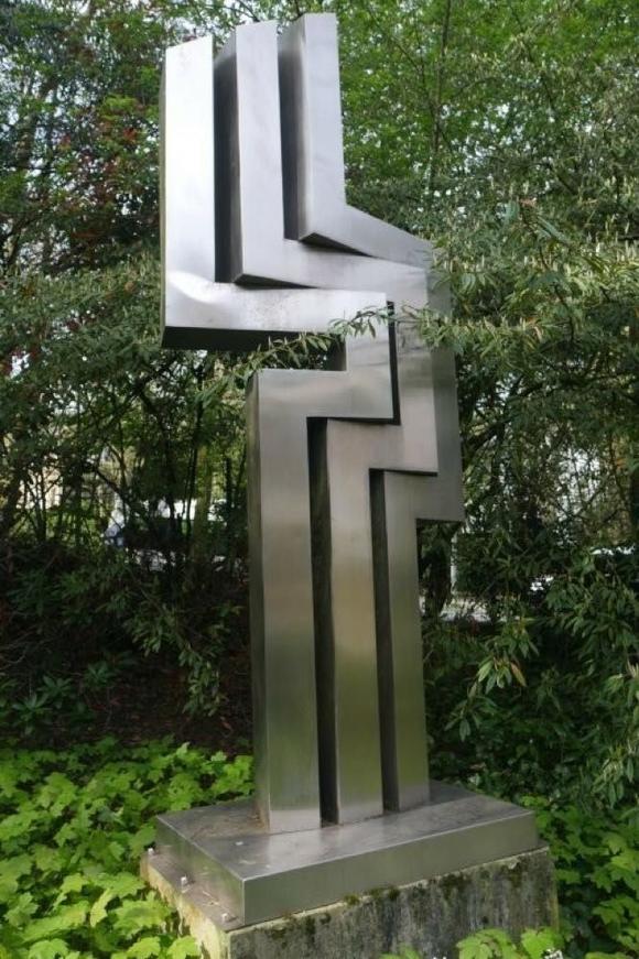 Coronari Auctions BVHilde Van Sumere (1932-2013): Untitled, stainless steel