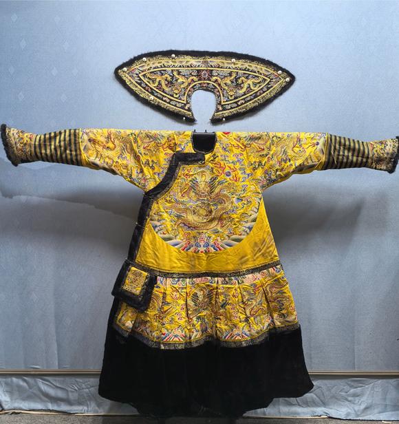 日本松町古美龍袍