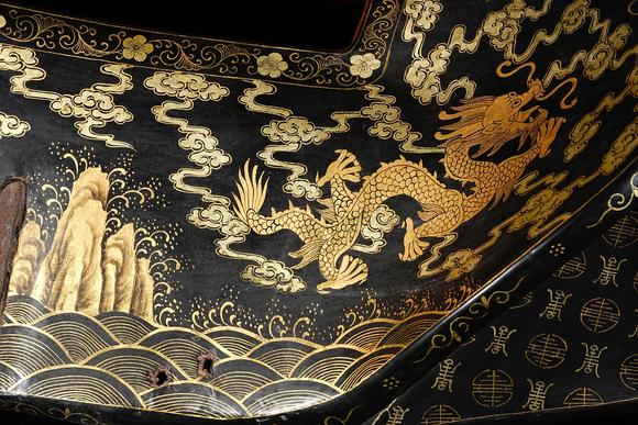 JUBAO HALL AUCTION HOUSE INCQing Dynasty Lacquered Saddle with Sea Wave and Dragon Motifs