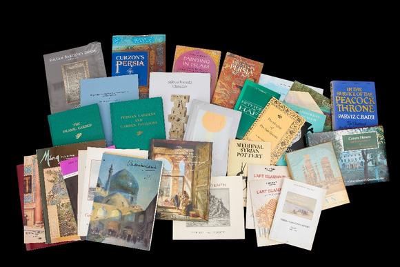 RoseberysA group of 41 reference books on Islamic and Indian art

Please re