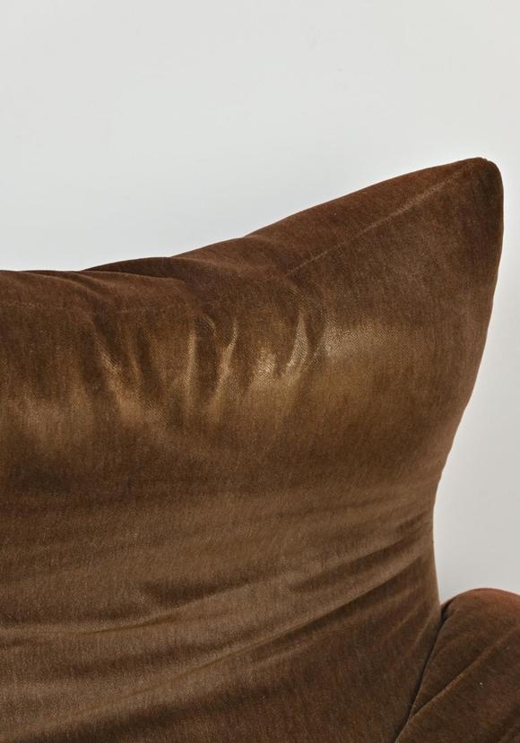 Loeckx AuctioneersVico Magistretti for Cassina: sofa and two armchai…