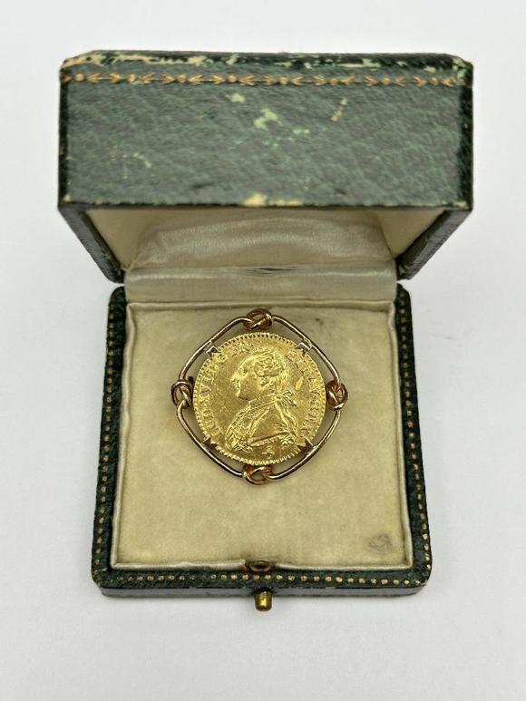 Loeckx AuctioneersLouis XVI: Louis d\'or aux palmes, a rare gold coin…