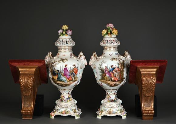 Loeckx AuctioneersA pair of large Saxon porcelain vases \'romantic sc…
