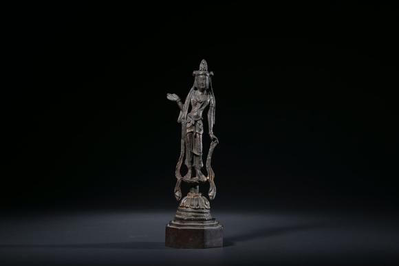 三杉美術(shù)唐 金銅菩薩站像