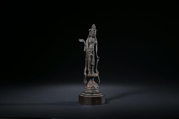 三杉美術(shù)唐 金銅菩薩站像