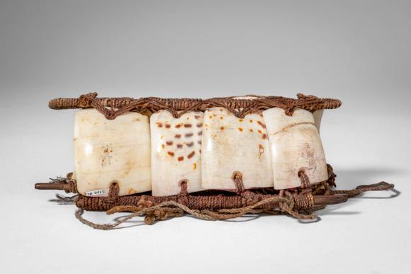 Apollo Art AuctionsCa. early 20th century AD. >
An armband composed of a Conus shell, of the type traditionally worn