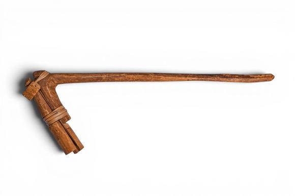 Apollo Art AuctionsCa. 20th century AD. >
A wooden adze pounder of characteristic L-shaped form, the long, slightly