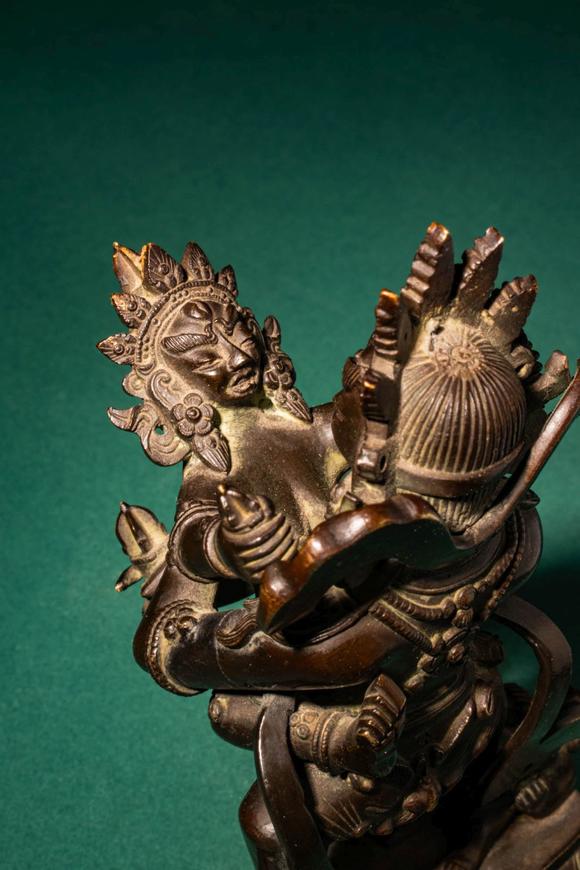 Apollo Art AuctionsQianlong Period, Ca. AD 1736 - 1795. >
A cast Sino-Tibetan bronze group depicting Vajrasattva in