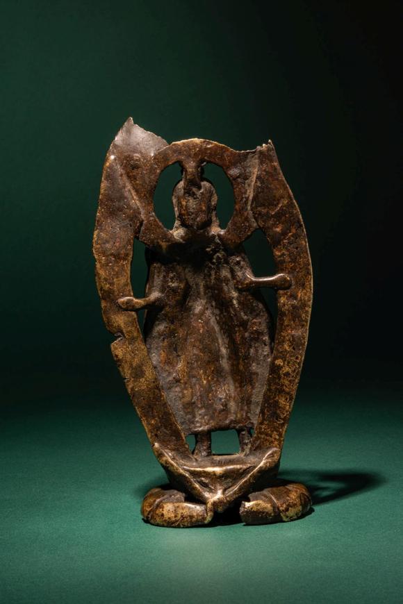 Apollo Art AuctionsCa. 10th - 11th century AD. >
A finely cast bronze figure of Buddha Shakyamuni standing in a fron