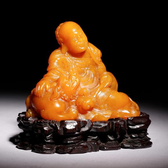 東京飛鳥清 壽山田黃雕羅漢像