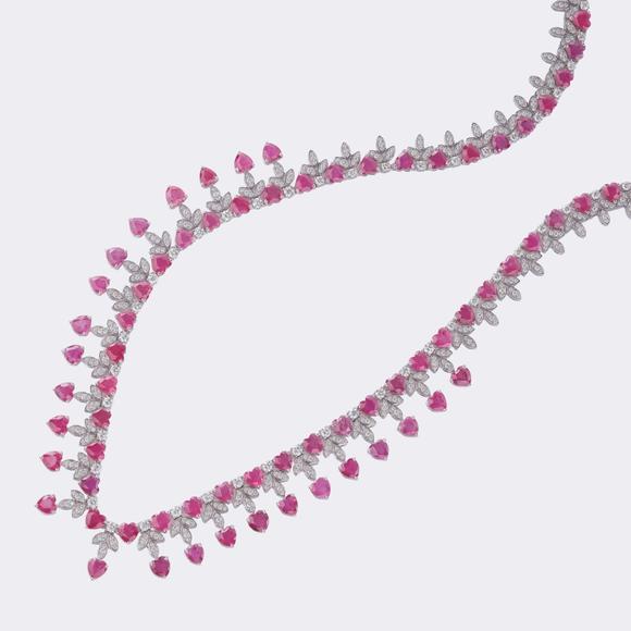 Auktionshaus StahlRuby?? Diamond Necklace 'Red Hearts'.