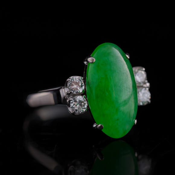 Oakridge Auction Gallery金屬鑲翡翠戒指四隻  Four Chinese jadeite-set white metal rings