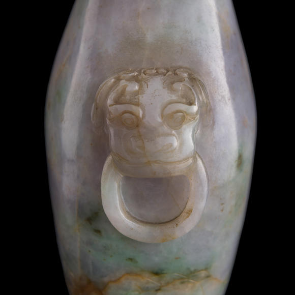 Oakridge Auction Gallery清代 翡翠鋪首尊（附硬木座）  A Chinese jadeite double-handled vase
