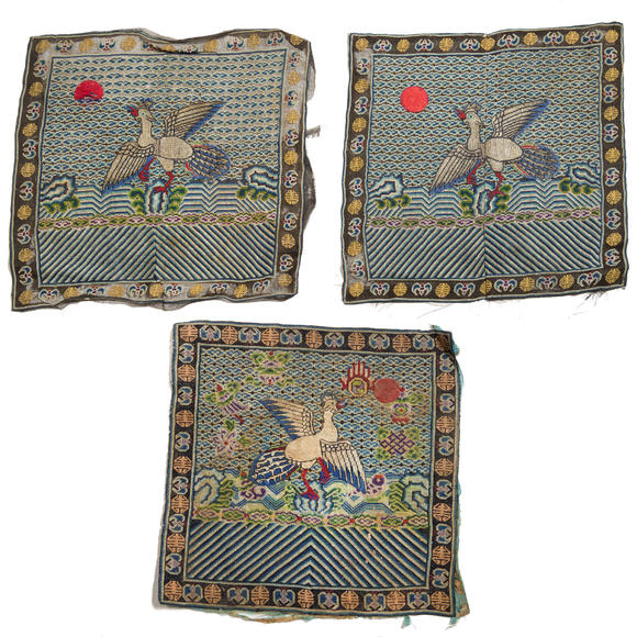 Oakridge Auction Gallery十九世紀 各式織繡及補子二十一個  Twenty Chinese rank badges and one embroidery