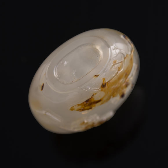 Oakridge Auction Gallery十八世紀(jì)晚 瑪瑙巧雕牧牛圖鼻煙壺  A Chinese carved agate 'ox-herding' snuff bottle