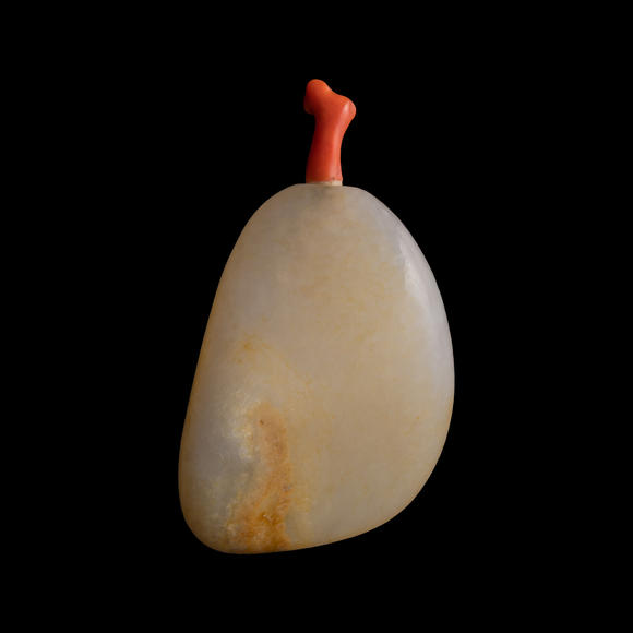 Oakridge Auction Gallery清代 白玉留皮鼻煙壺  A Chinese white jade snuff bottle with russet skin