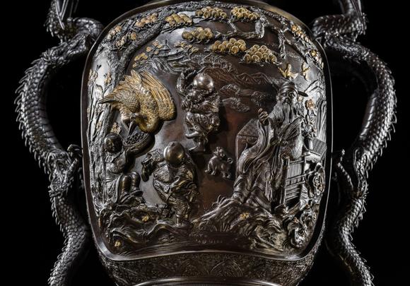 Galerie ZackeHAYASHI HARUSADA: A MONUMENTAL (234 CM) PARCEL-GILT BRONZE ‘RYUJIN AND DRAGONS’ EXHIBITION KORO (INCENSE BURNER)
