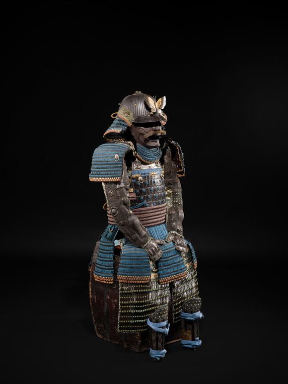 Galerie ZackeSAOTOME: AN IMPRESSIVE OKEGAWA NIMAI-DO GUSOKU (TWO-PIECE CUIRASS ARMOR) AND SUJIBACHI KABUTO, WITH NKBKHK KOSHU TOKUBETSU KICHO (ESPECIALLY IMPORTANT) SHIRYO CERTIFICATE