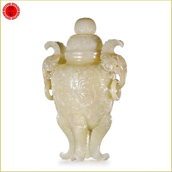 北京啟石清中期 寶相花紋雙耳活環(huán)四足賞瓶