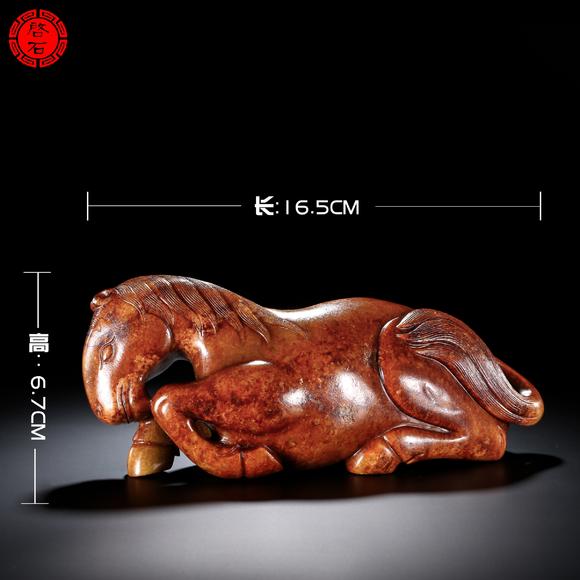 北京啟石明 圓雕玉臥馬