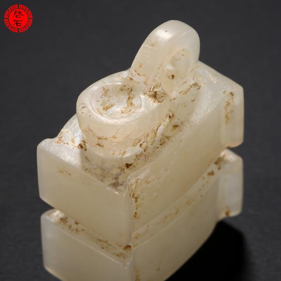 北京啟石明 司南佩