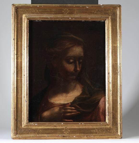 Goldfield Auction sarlsAttribué à Elisabetta Sirani (Bologne, 1638-1665), entourage de — Sainte ou Vierge en méditation, huile sur toile.
élégante composition de forme ver