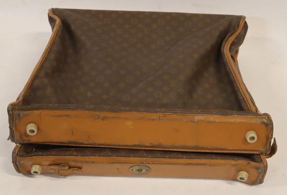 Clarke Auction GalleryCOUTURE. Vintage Louis Vuitton Garment Bag.