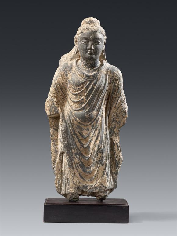Kunsthaus Lempertz KGA Gandharan grey shist fragment of Buddha Shakyamuni. Pakistan. Kushan period, around 3rd century