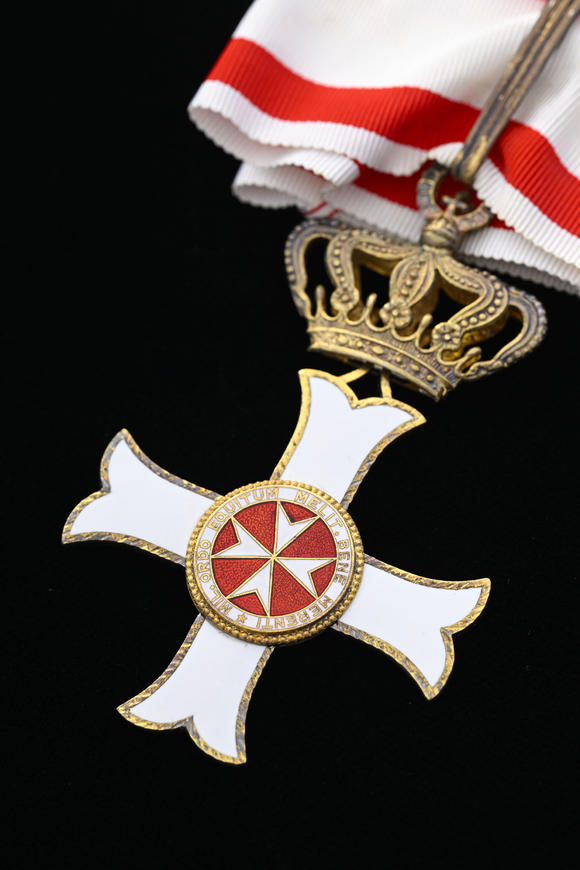 Piguet - H?tel des VentesOrdre de Malte, Ordre du Mérite, fondé en 1920, croix de Commandeur