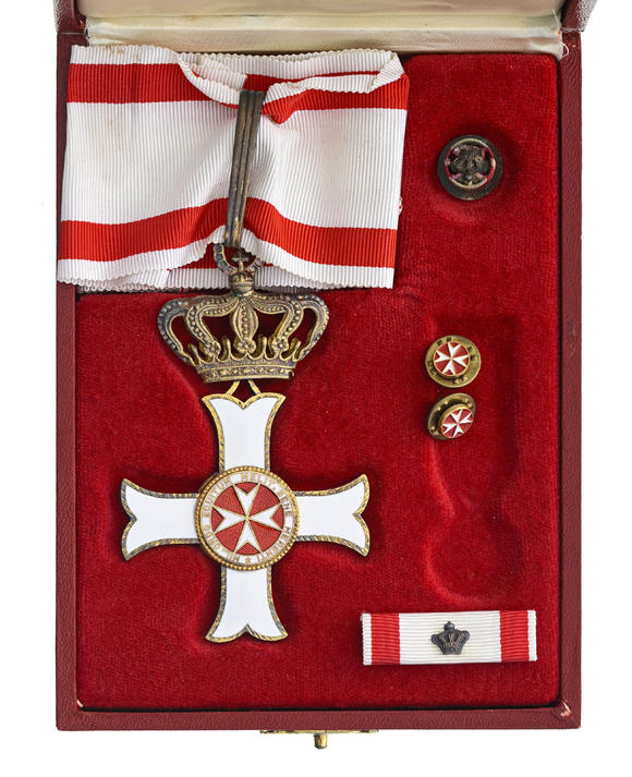 Piguet - H?tel des VentesOrdre de Malte, Ordre du Mérite, fondé en 1920, croix de Commandeur