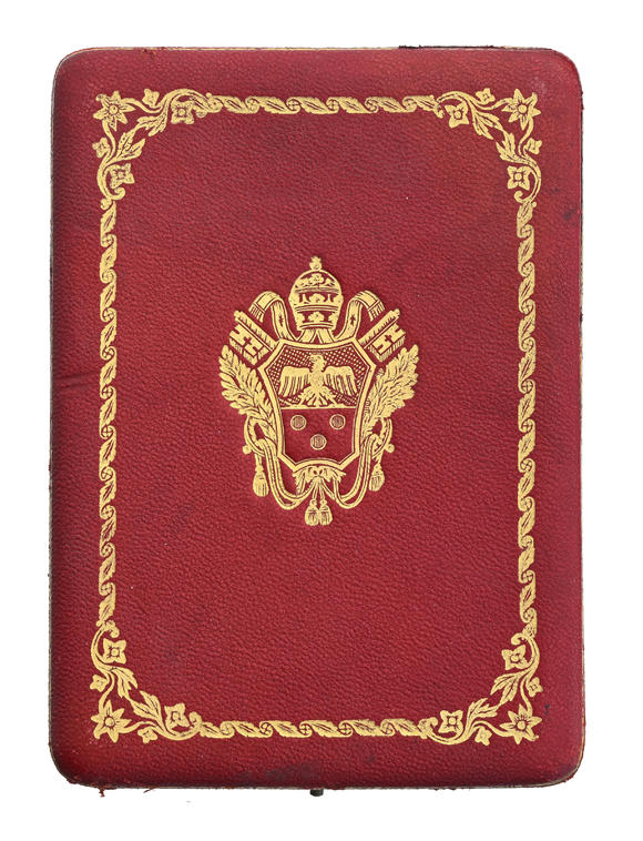 Piguet - H?tel des VentesVatican, Ordre de Saint Grégoire Le Grand, fondé en 1831, croix de Commandeur en vermeil et émail