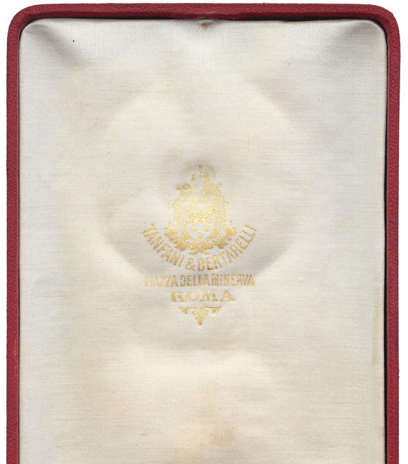 Piguet - H?tel des VentesVatican, Ordre de Saint Grégoire Le Grand, fondé en 1831, croix de Commandeur en vermeil et émail