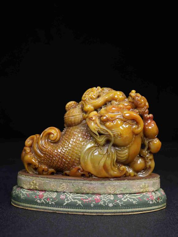 日本松町古美瑞獸呈祥