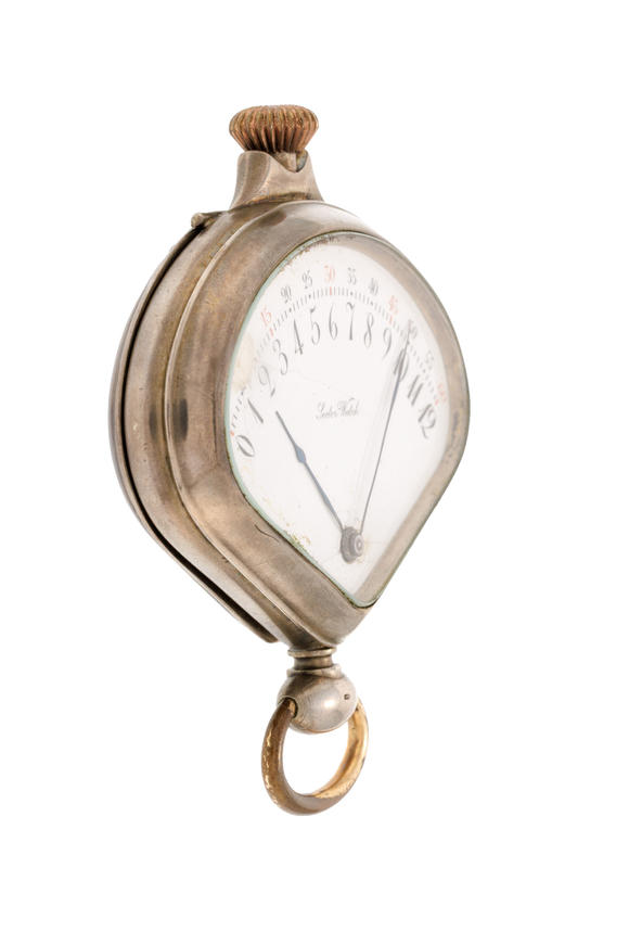 Piguet - H?tel des VentesSector Watch et Record Watch, Brevet n°27961, montre de poche en argent décorée de chevaux avec heures et minutes rétrogrades