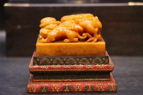 日本松町古美田黃四大神獸雕工，受命于天既壽永昌印章