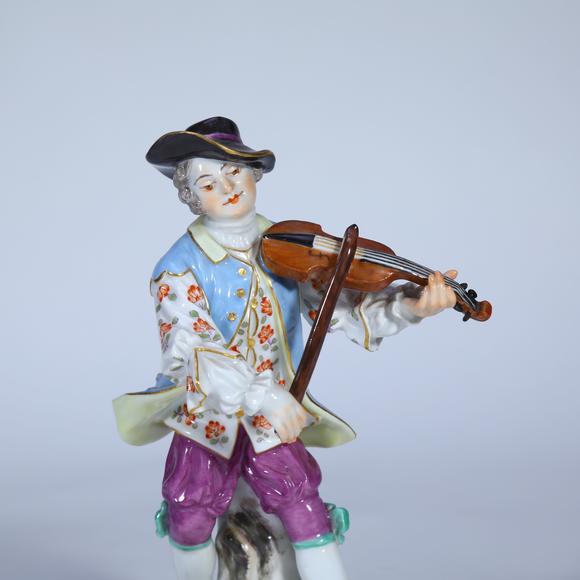 KARSON AUCTIONLate 19th Century Pair of Meissen Rococo Porcelain Figurines of Court Musicians