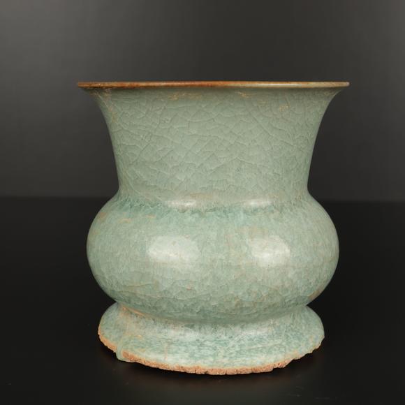 朱雀美術(shù)拍賣青瓷渣斗
