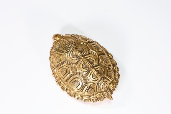 Karl s Collections IncMetropolitan Museum Art Turtle Gilt Paperweight MMA 1994