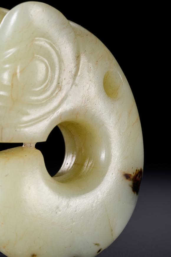 HUNG YUN ZHAI AUCTION HOUSE INCPre-Ming Dynasty Jade Pig-Dragon