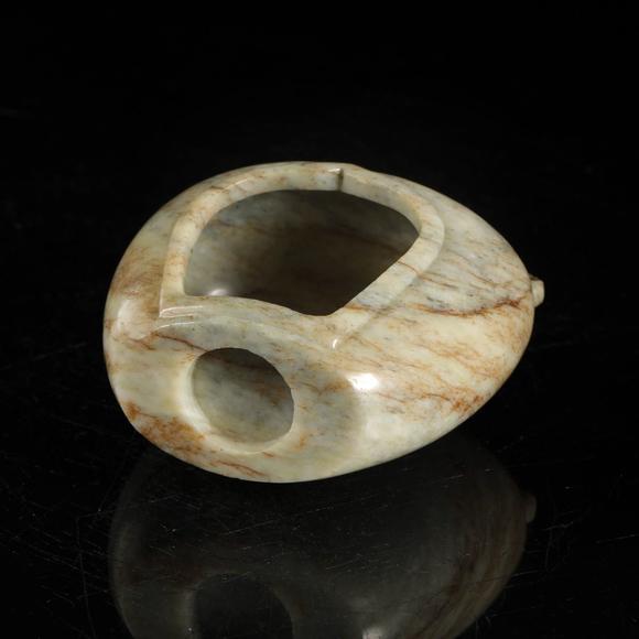 藝是拍賣(mài)清·玉雕佛塔