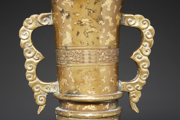 TajanVASE BALUSTRE à HAUT COL PAVILLONNé