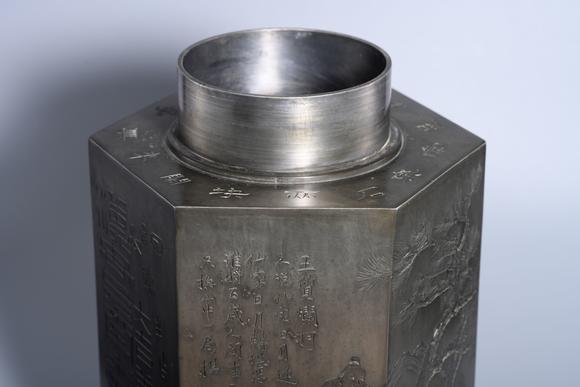 日本東競株式會(huì)社淺浮雕人物故事錫質(zhì)茶葉罐