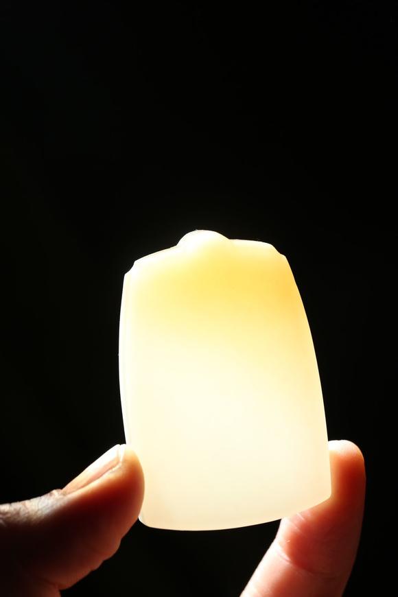 北京唐潮拍賣有限公司平安無(wú)事牌